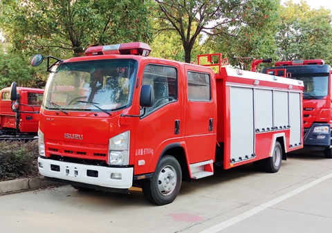 五十鈴5噸水罐消防車