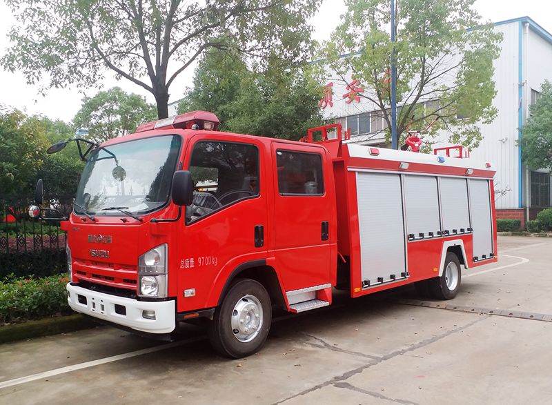 五十鈴5噸水罐消防車（國(guó)五）
