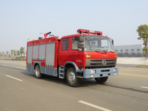 JDF5140GXFPM50/E型泡沫消防車